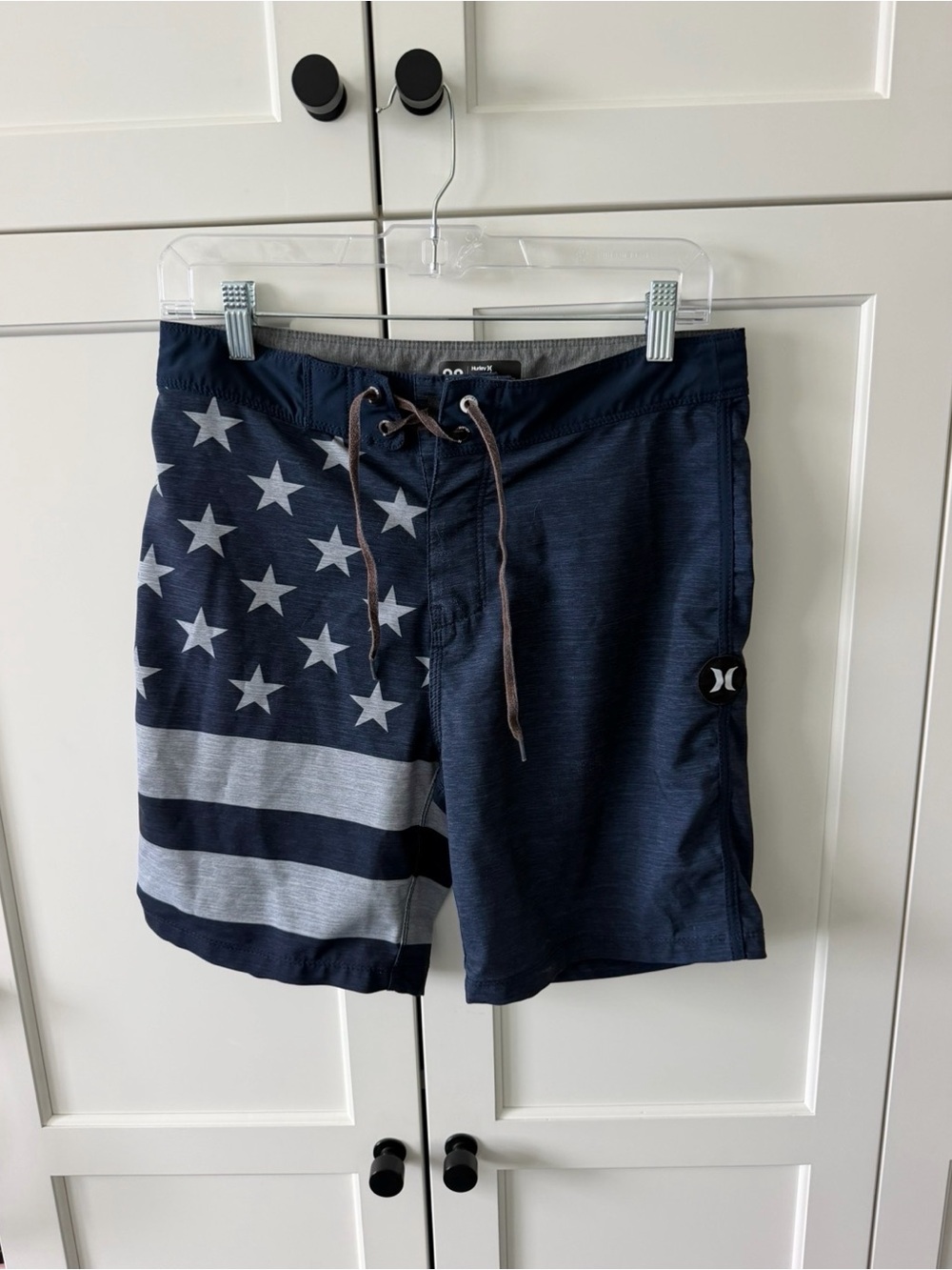 Hurley Men's Navy and Gray American Flag Boardshorts